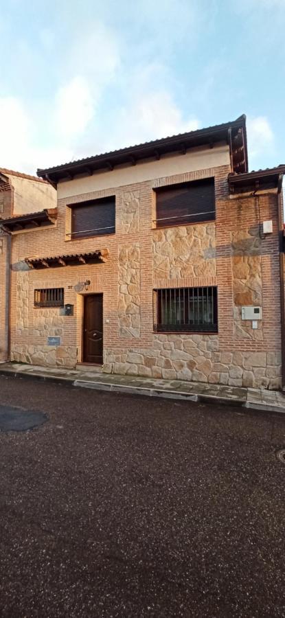 La Higuera De Gredos Villa Higuera de las Dueñas Kültér fotó