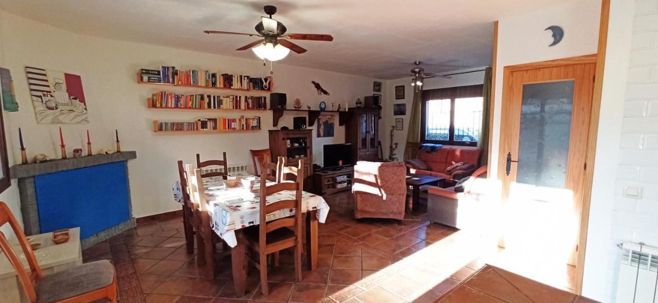 La Higuera De Gredos Villa Higuera de las Dueñas Kültér fotó